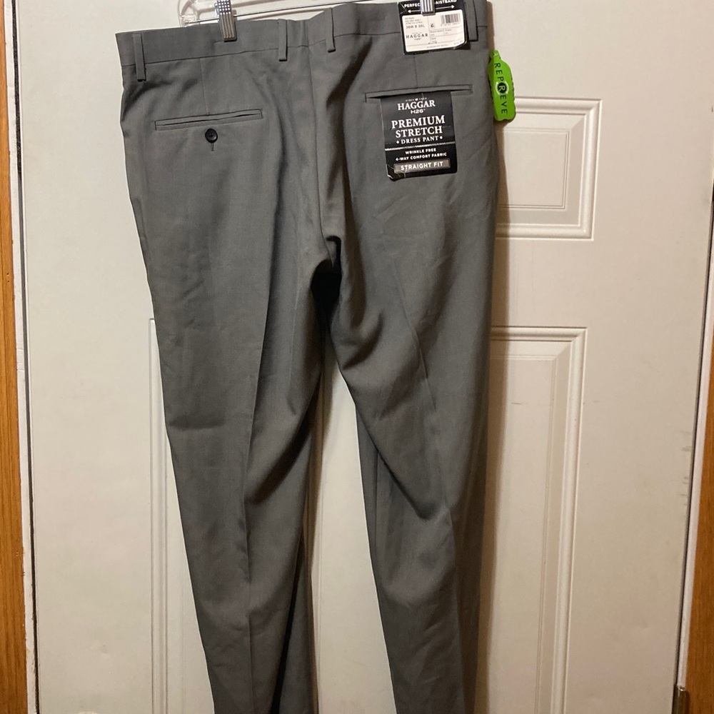 Haggar Men's Premium Stretch‎ Dress Pants — Charcoal Gray 36/30 NWT
